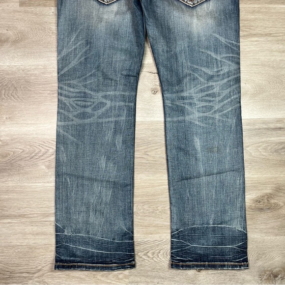 Rock Revival Faded Albus Straight Size 38 Jeans with Embroidered Pockets - Picture 3 of 15